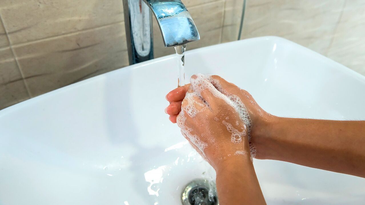 A helminthiasis megelőzésének legegyszerűbb szabálya, hogy mindig mosson kezet szappannal és vízzel. 